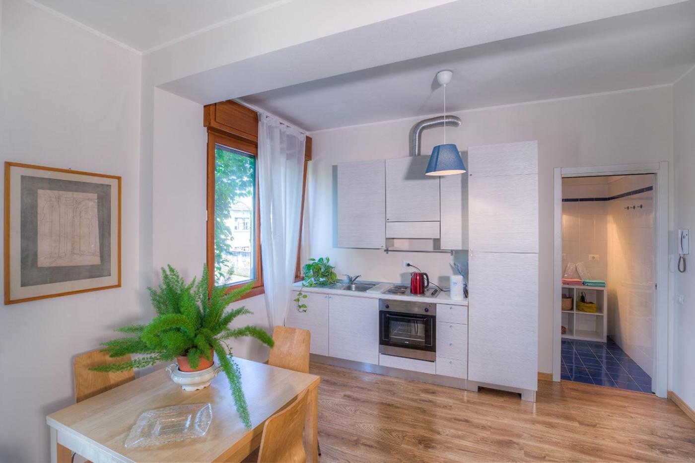 Rita'S Garden Bed & Breakfast San Vittore Olona Bilik gambar